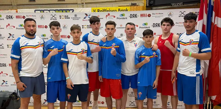 Echipa de box după încheierea meciurilor